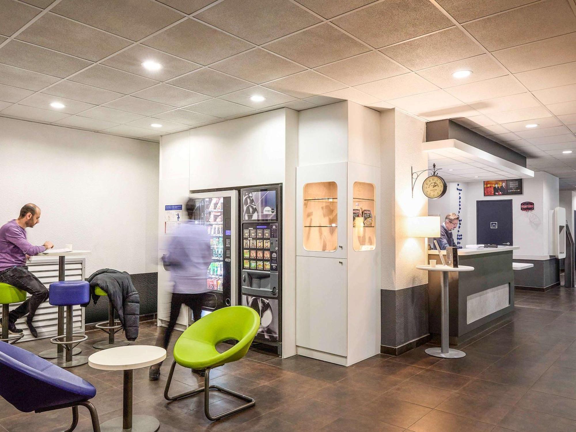 Ibis Budget Gares Vieux-lille Hotel 2*